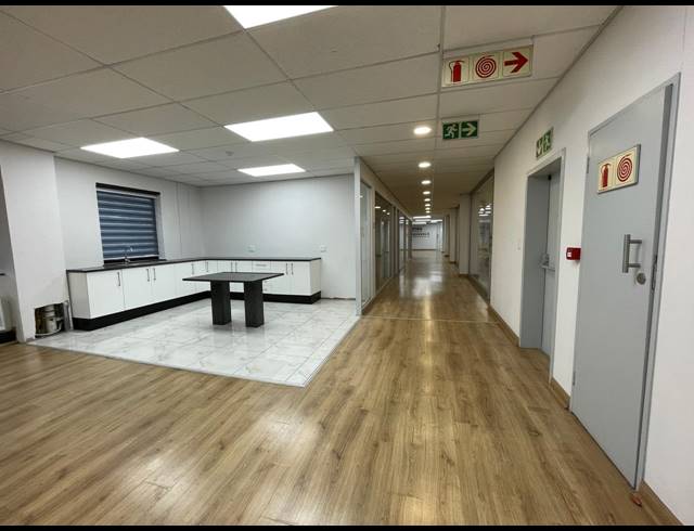 800M² OFFICE TO LET IN RIVONIA